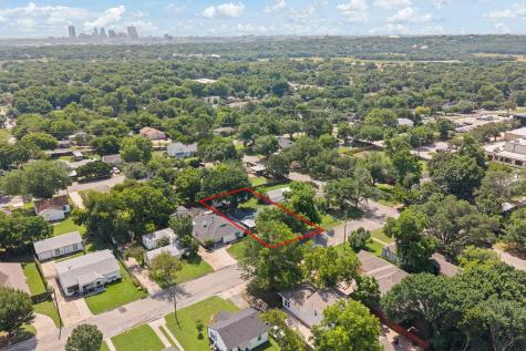 602 Harrisdale Avenue River Oaks TX 76114