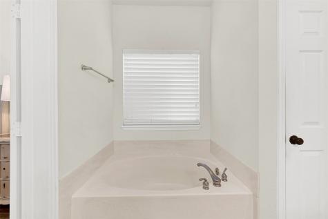 3024 Greenway Drive Burleson TX 76028