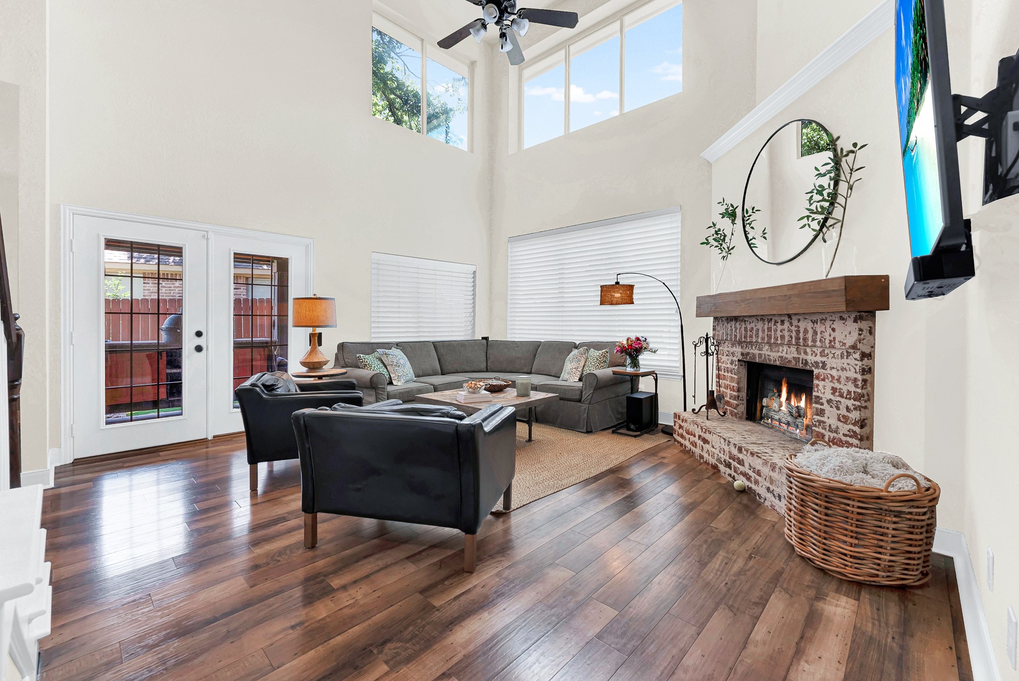 3024 Greenway Drive Burleson TX 76028