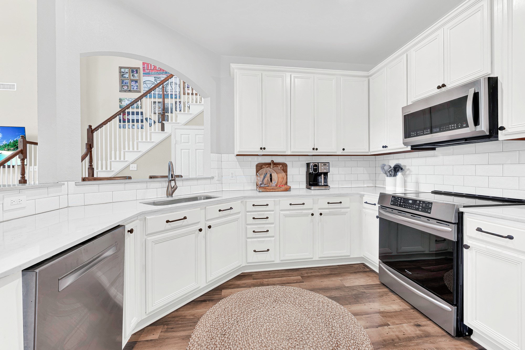 3024 Greenway Drive Burleson TX 76028