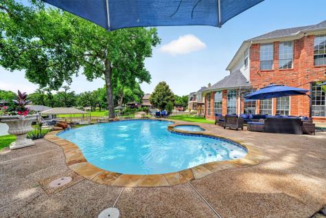 328 Leeward Circle Azle TX 76020