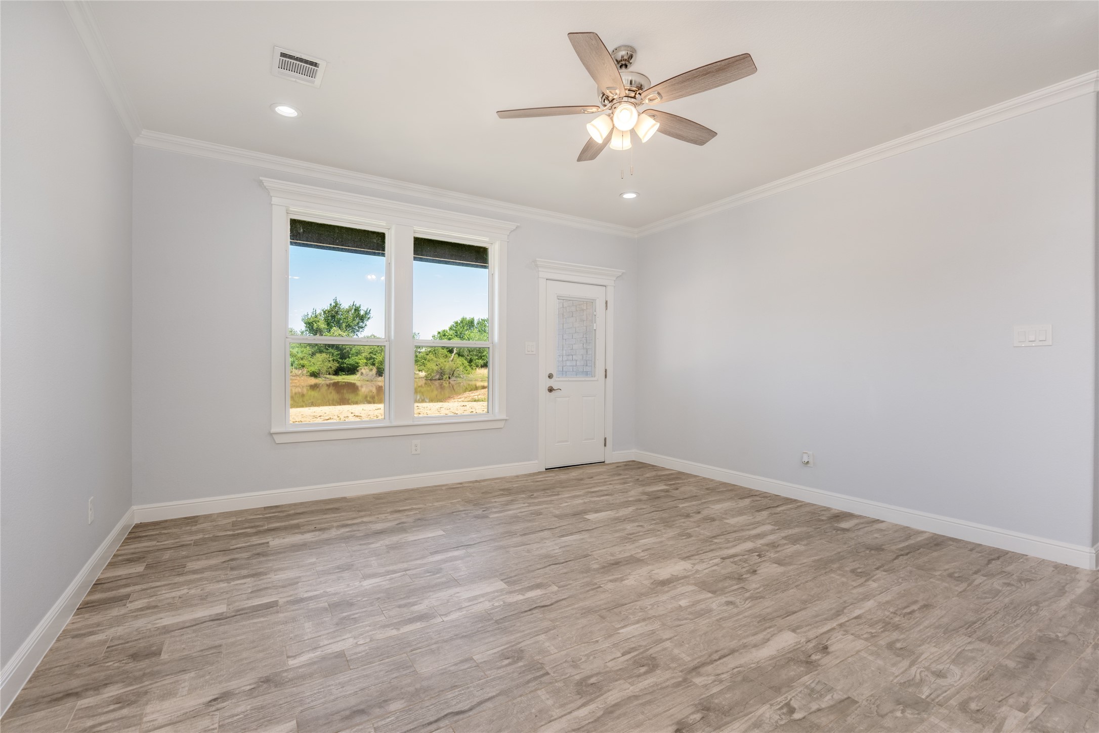 121 County Road 3471 Paradise TX 76073