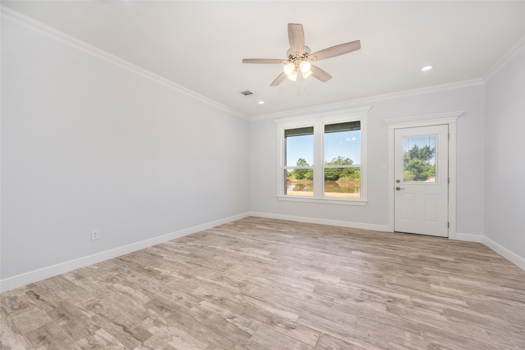 121 County Road 3471 Paradise TX 76073