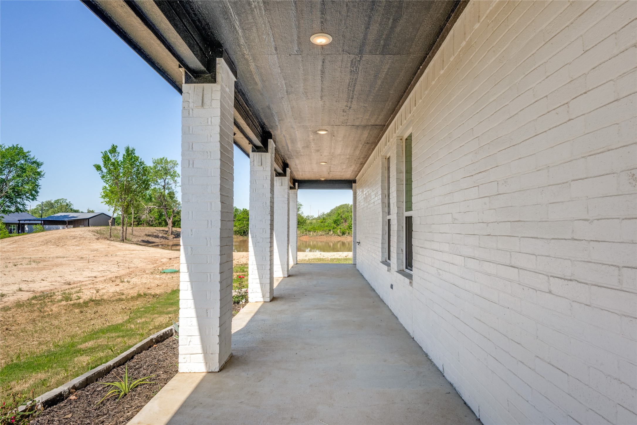 121 County Road 3471 Paradise TX 76073