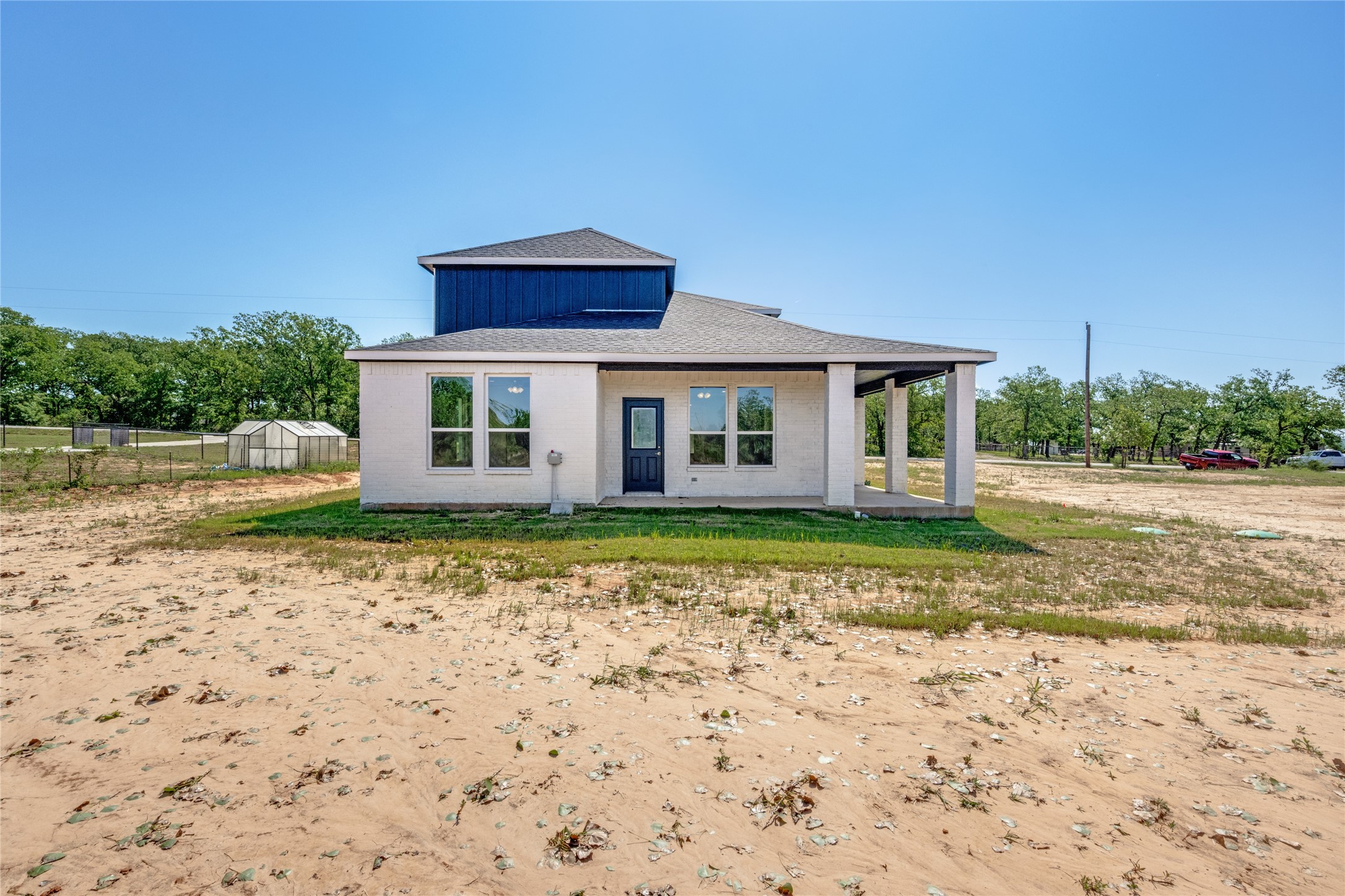 121 County Road 3471 Paradise TX 76073