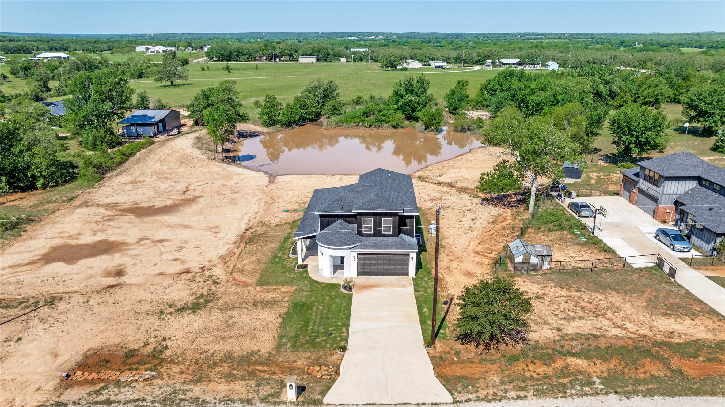 121 County Road 3471 Paradise TX 76073