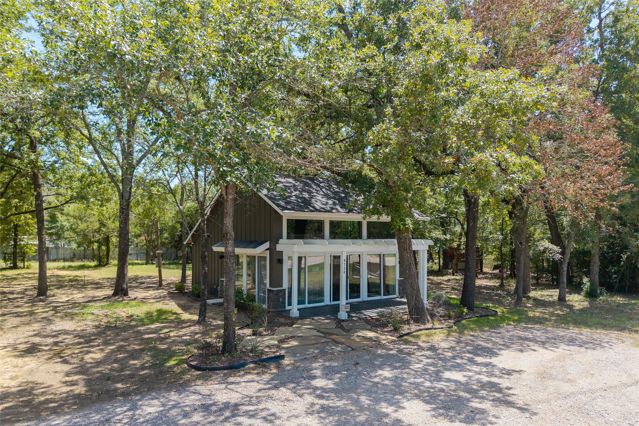6120 Payne Road Log Cabin TX 75148