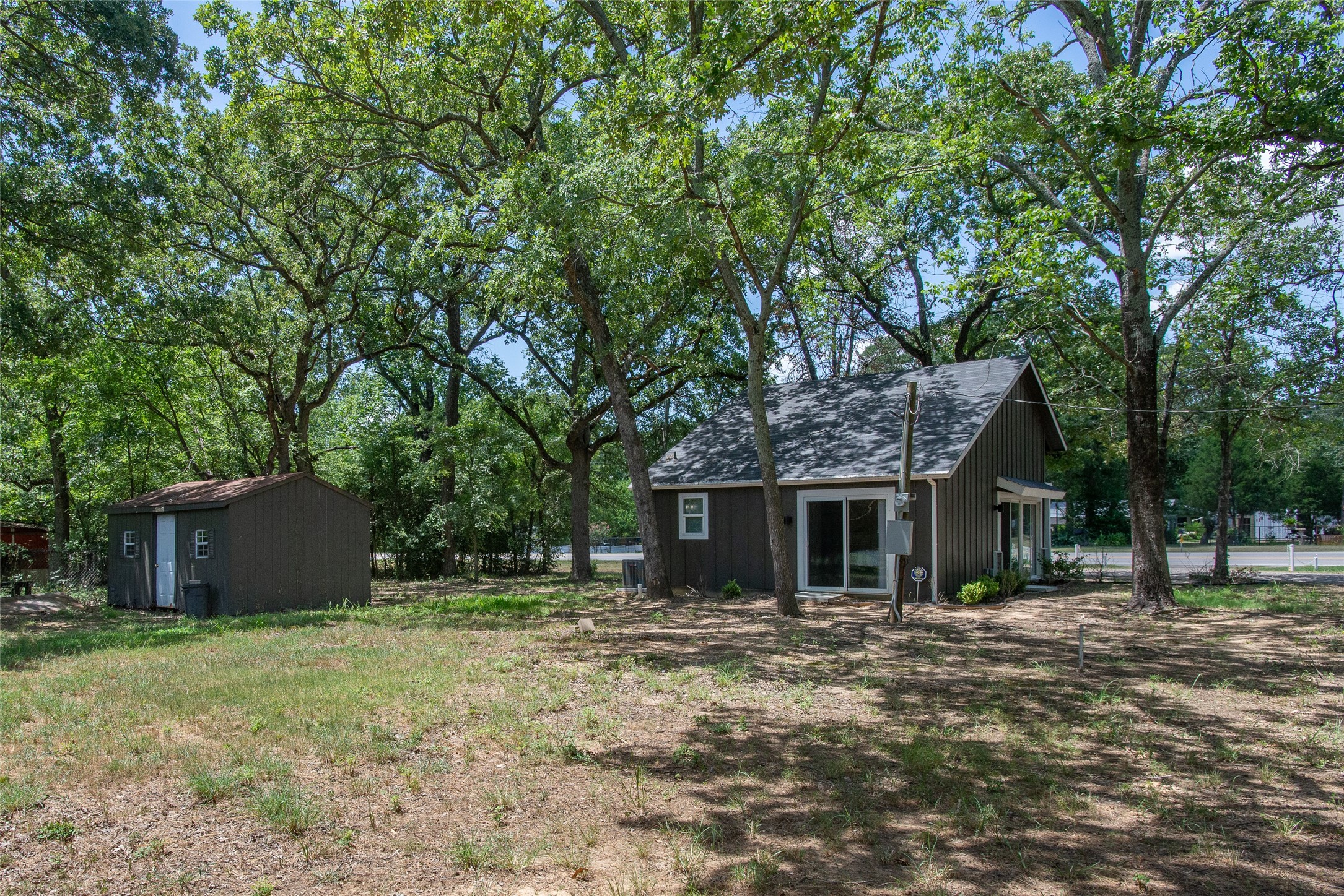 6120 Payne Road Log Cabin TX 75148