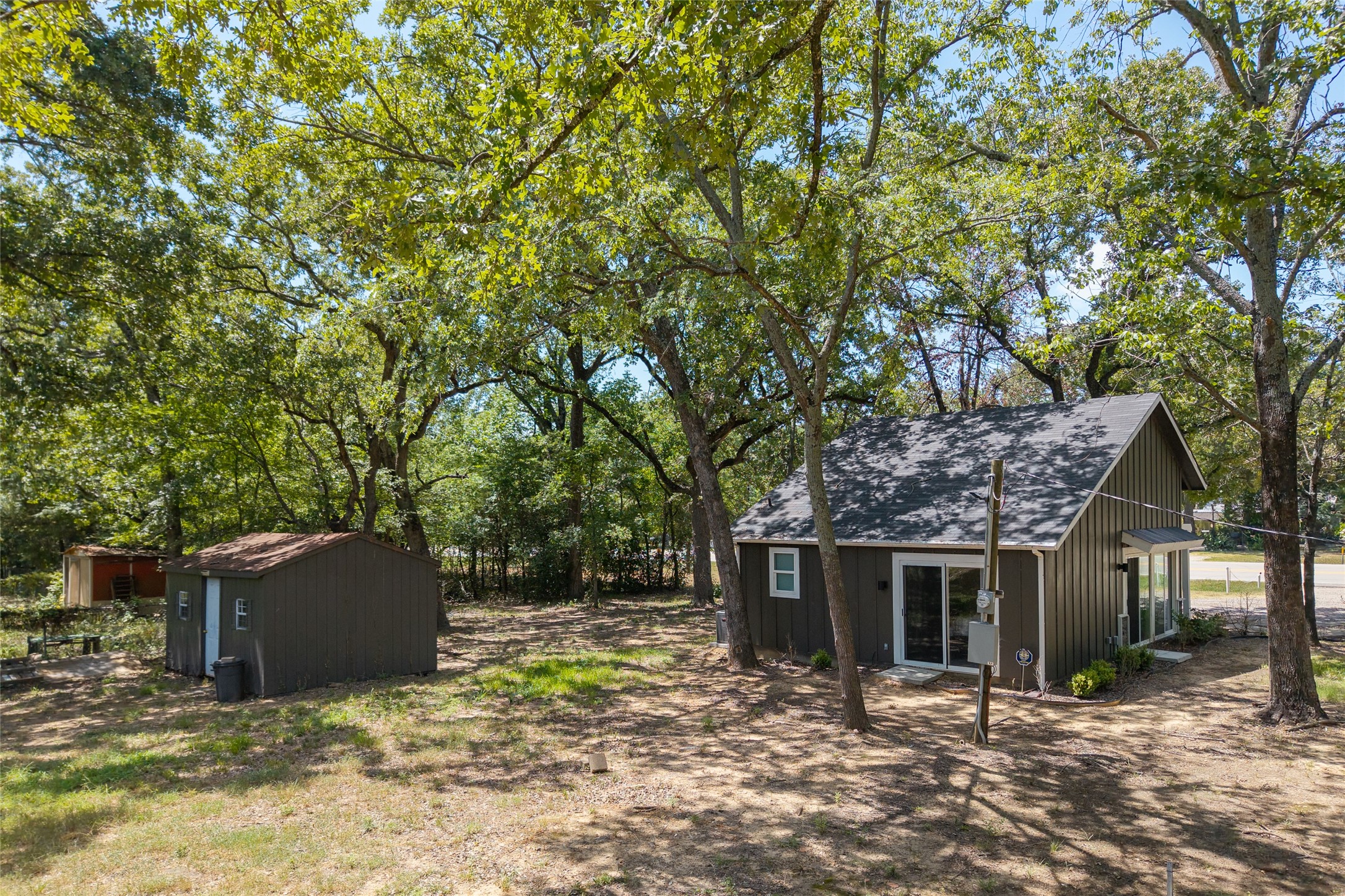 6120 Payne Road Log Cabin TX 75148