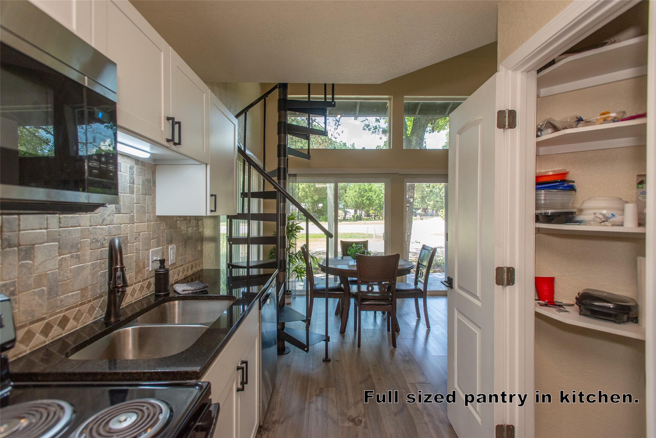 6120 Payne Road Log Cabin TX 75148