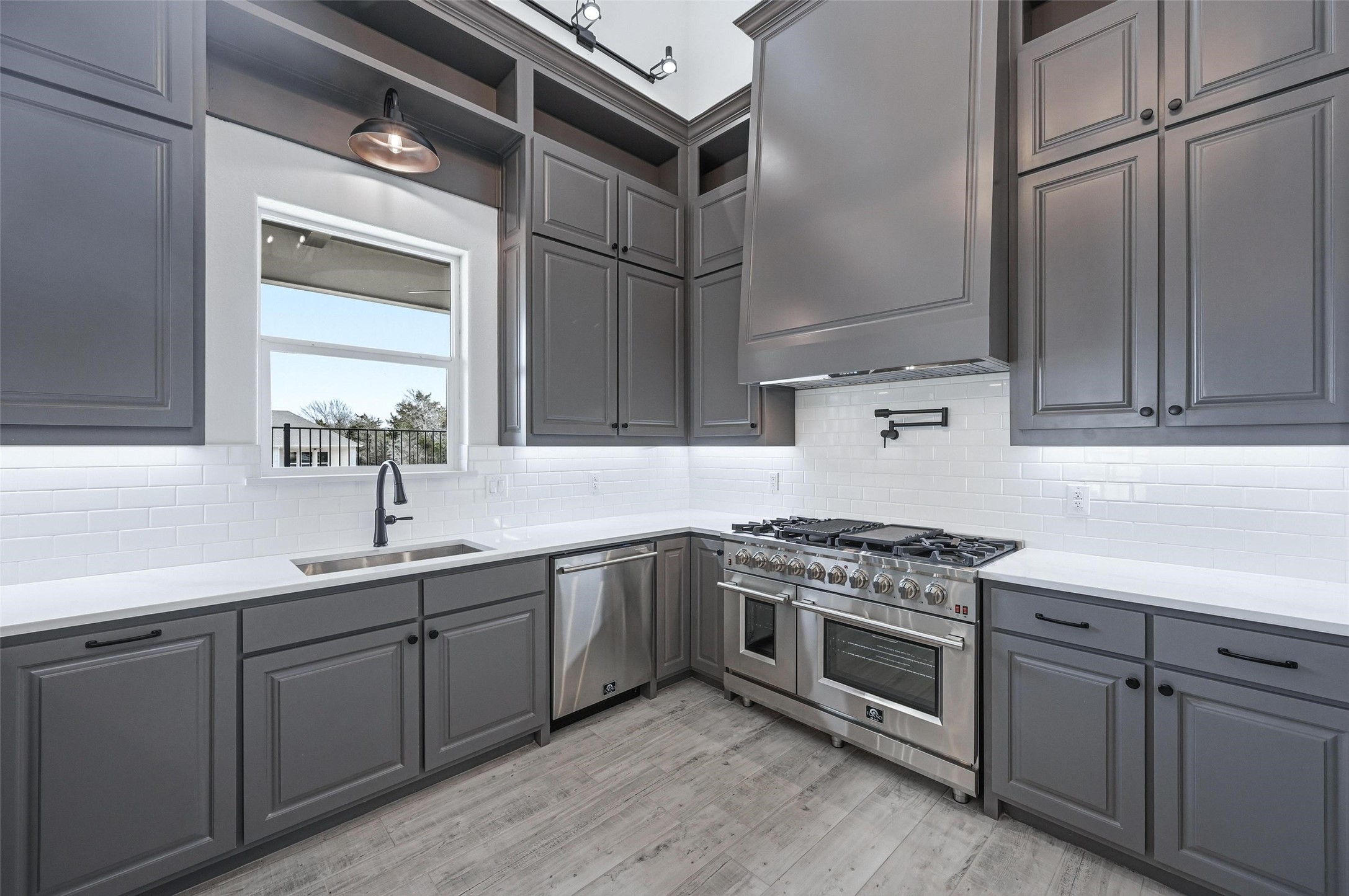 1657 Ethan Circle Midlothian TX 76065