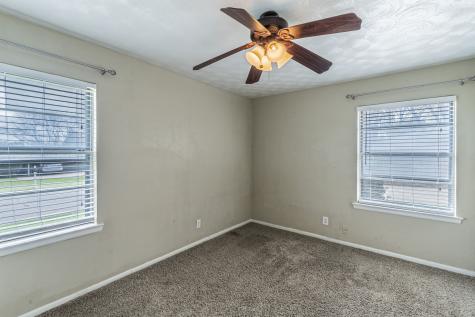 1201 Crestridge Street Ennis TX 75119