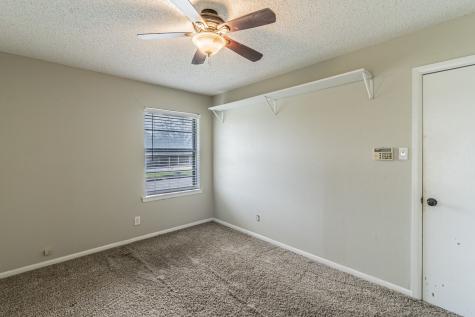 1201 Crestridge Street Ennis TX 75119
