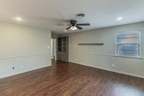 1201 Crestridge Street Ennis TX 75119