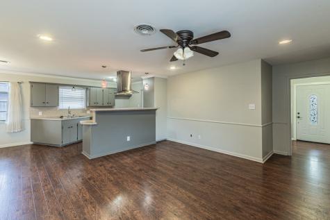 1201 Crestridge Street Ennis TX 75119