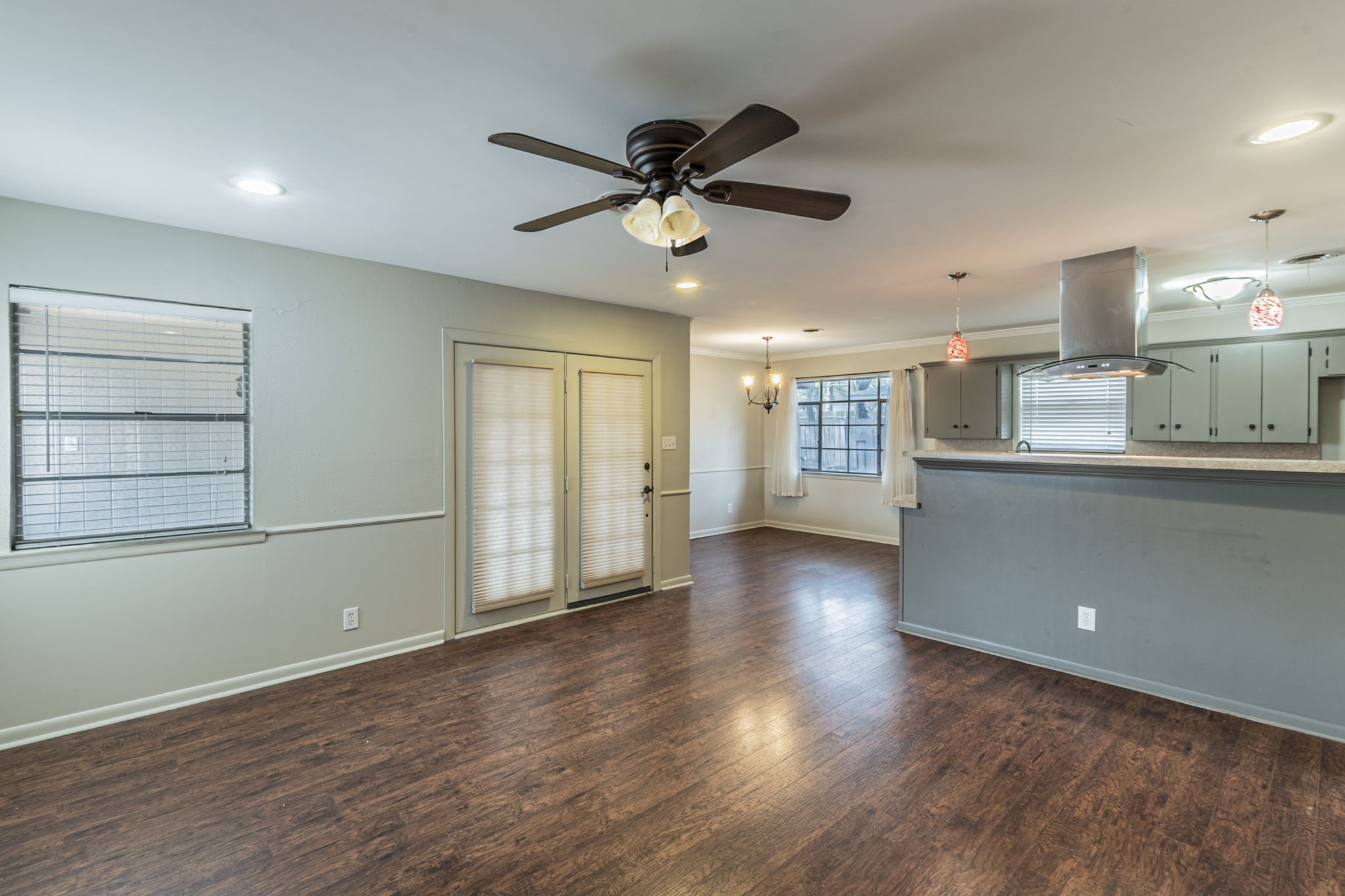 1201 Crestridge Street Ennis TX 75119