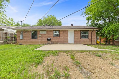 434 W Phillips Court Grand Prairie TX 75051