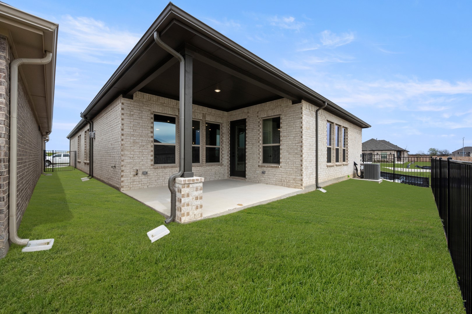 217 Ravenna Boulevard Justin TX 76247