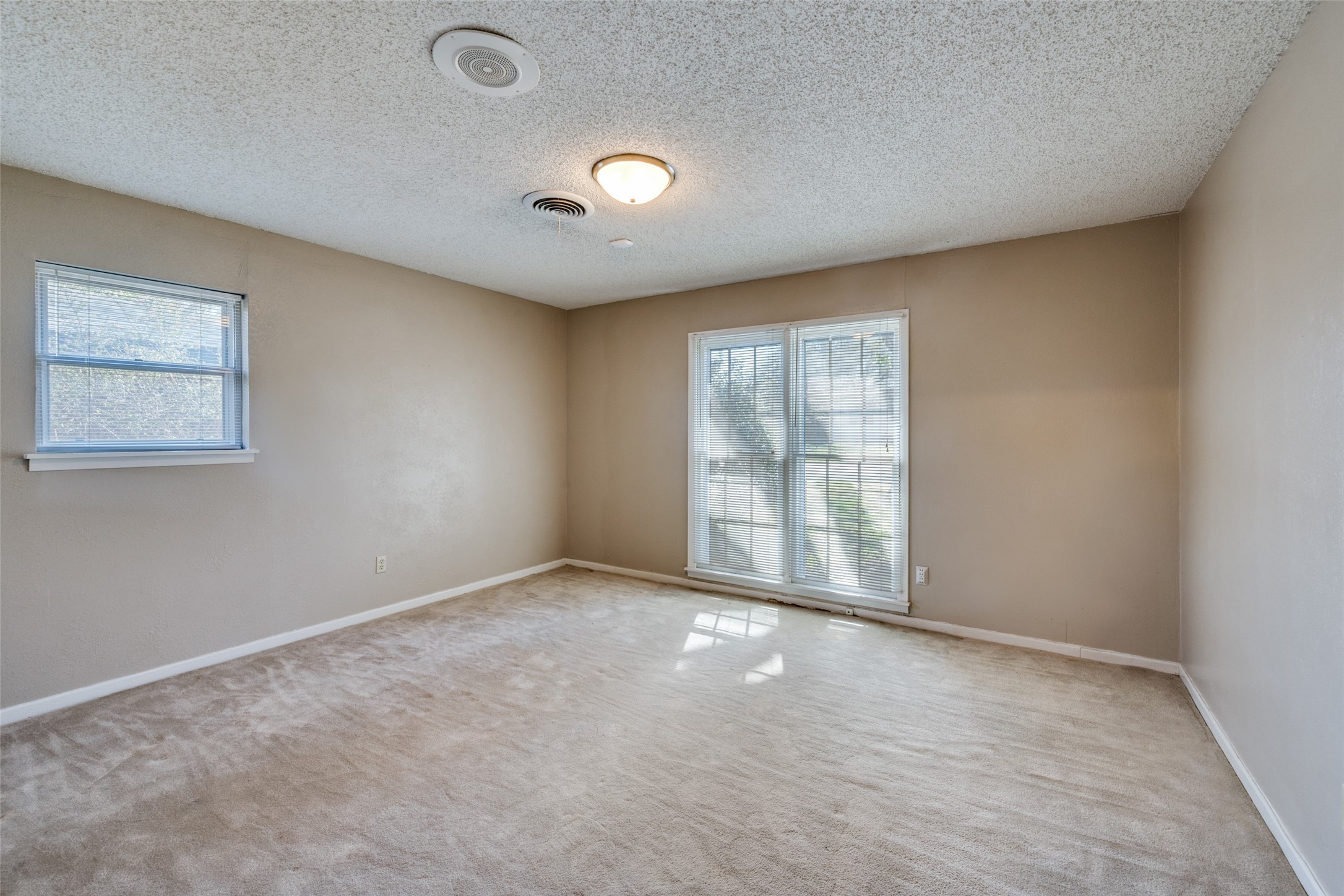 5613 Westcreek Drive Fort Worth TX 76133