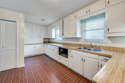 5613 Westcreek Drive Fort Worth TX 76133