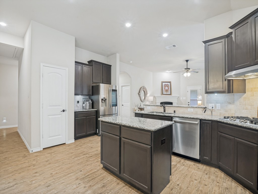 3310 Rosewood Lane Sachse TX 75048