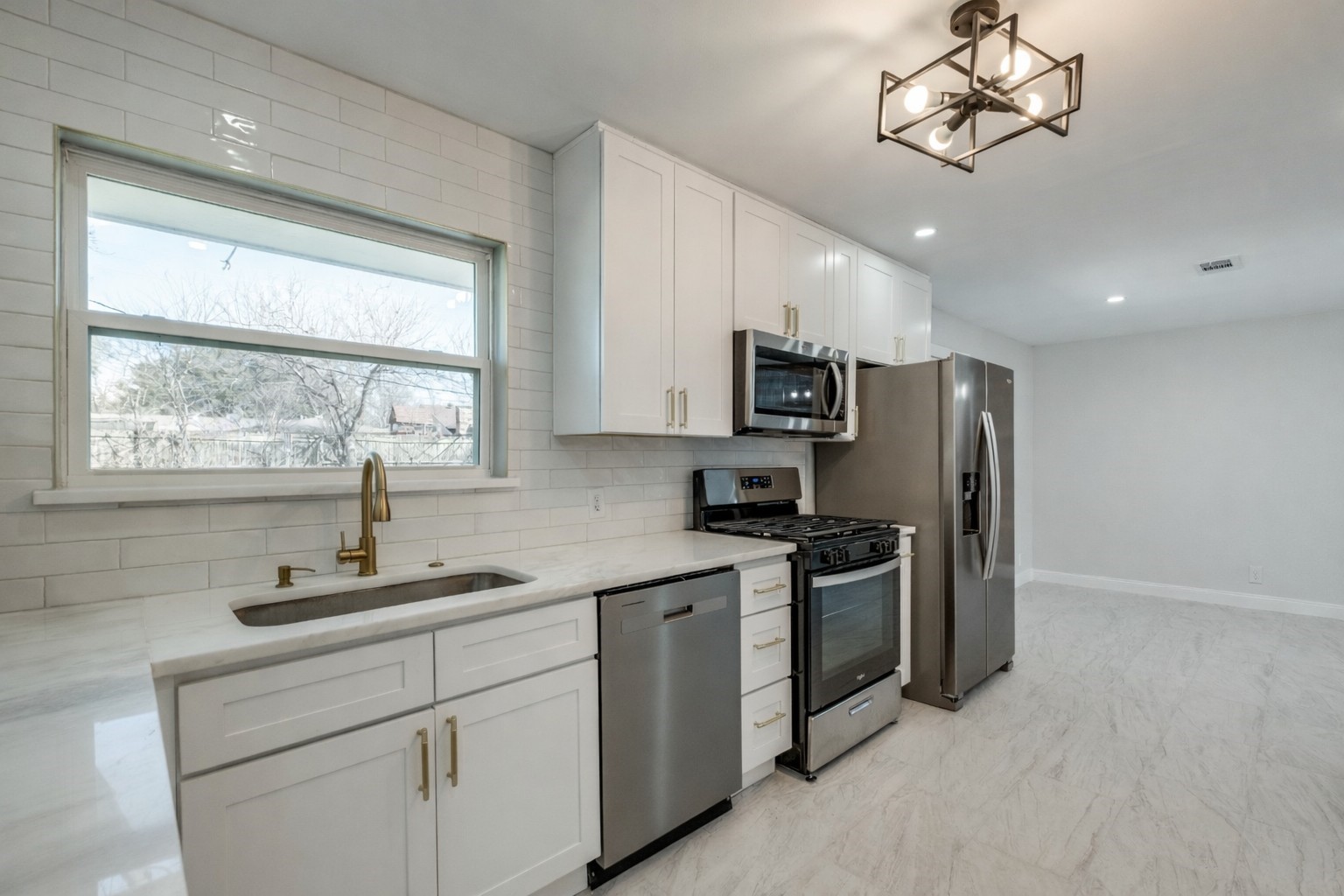 2637 Materhorn Dallas TX 75228