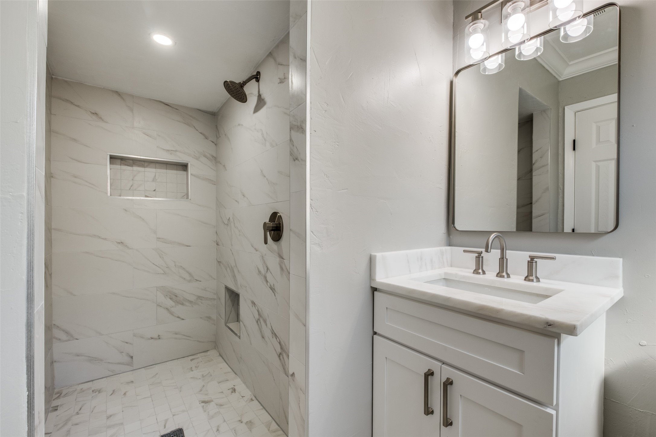 2637 Materhorn Dallas TX 75228