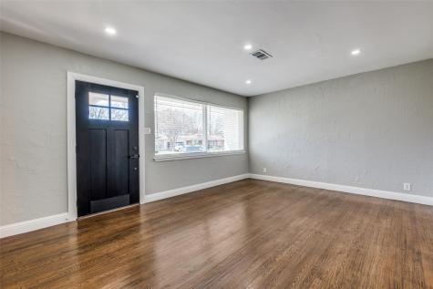2637 Materhorn Dallas TX 75228