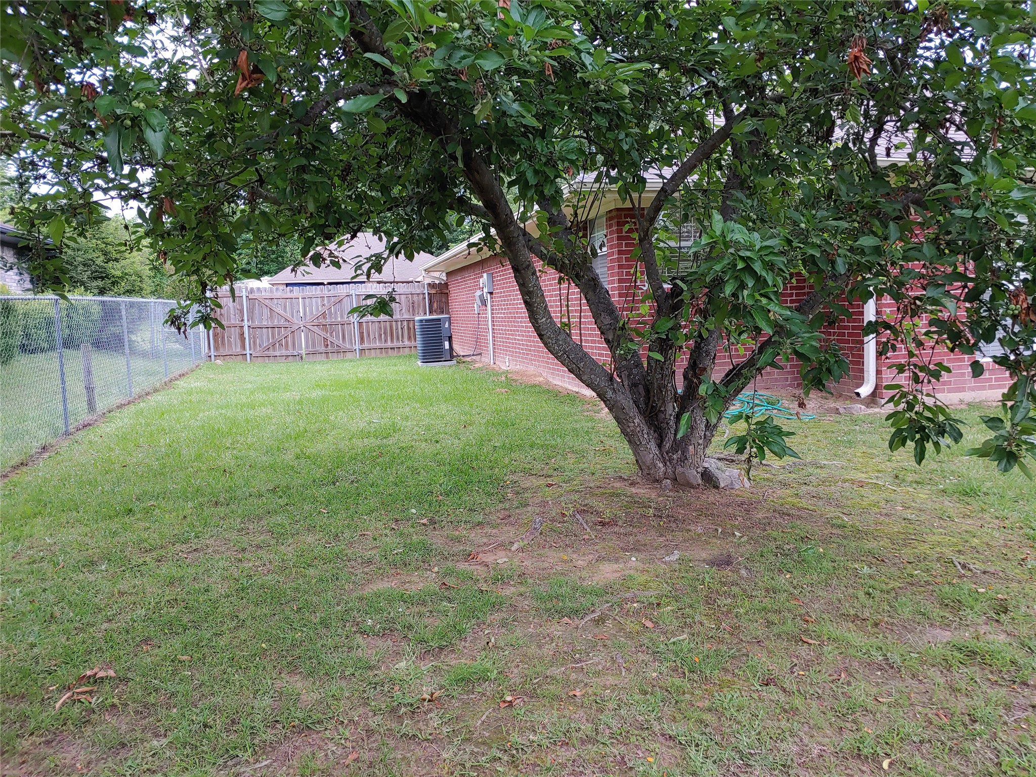 1360 NE 26th Street Paris TX 75460