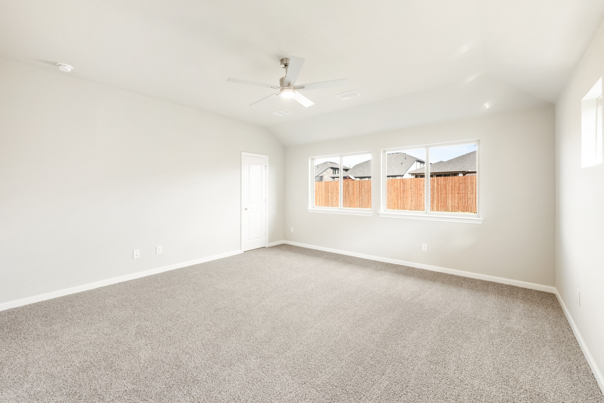 905 Kingbird Lane Alvarado TX 76009