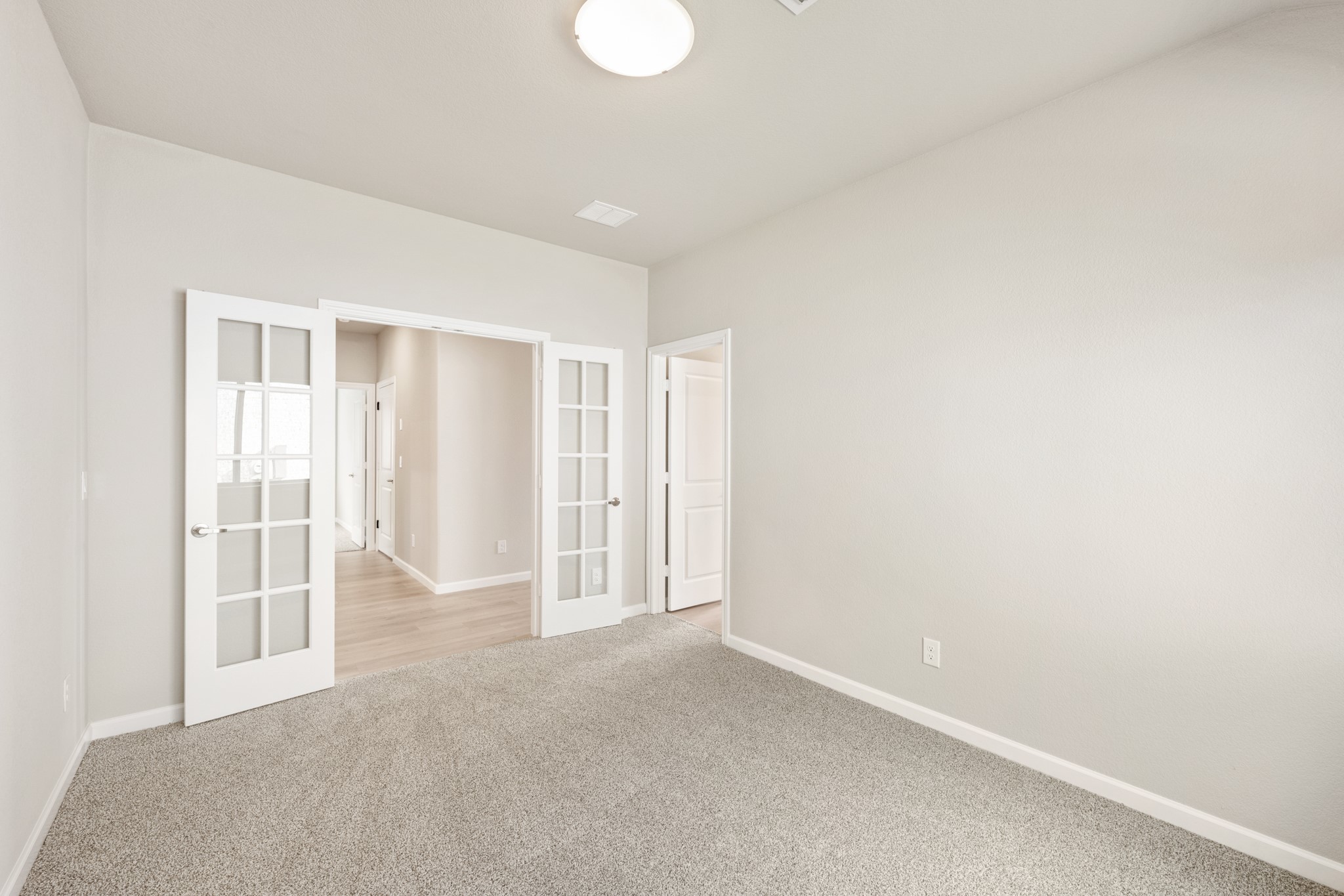 905 Kingbird Lane Alvarado TX 76009