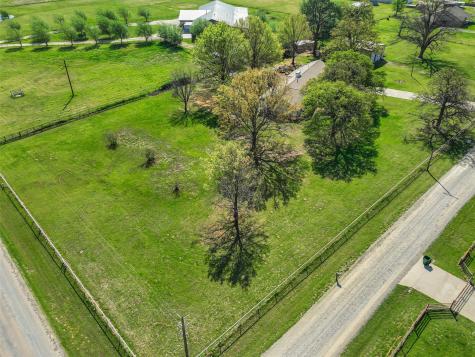 62 Sanders Road Whitesboro TX 76273