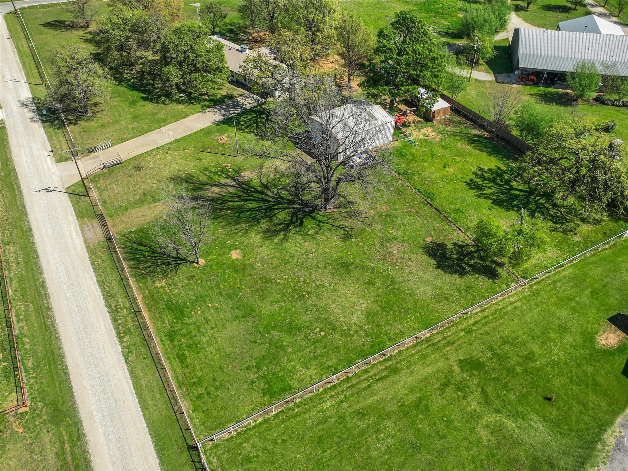 62 Sanders Road Whitesboro TX 76273