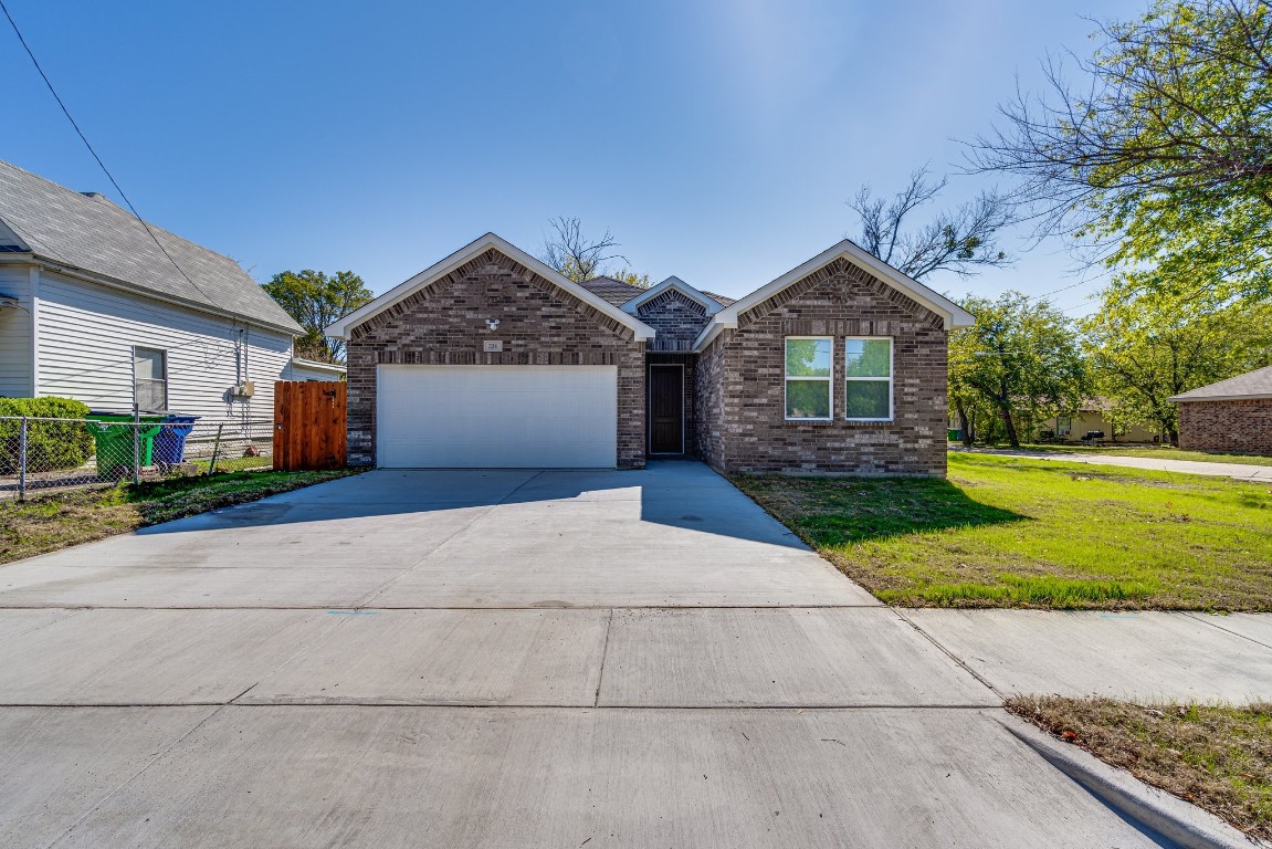 226 Dunlap Street Waxahachie TX 75165