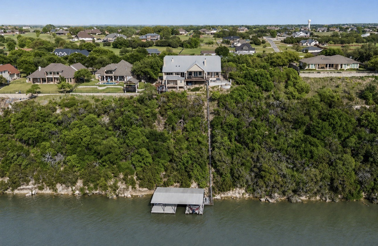 1400 Lady Amber Lane Granbury TX 76049