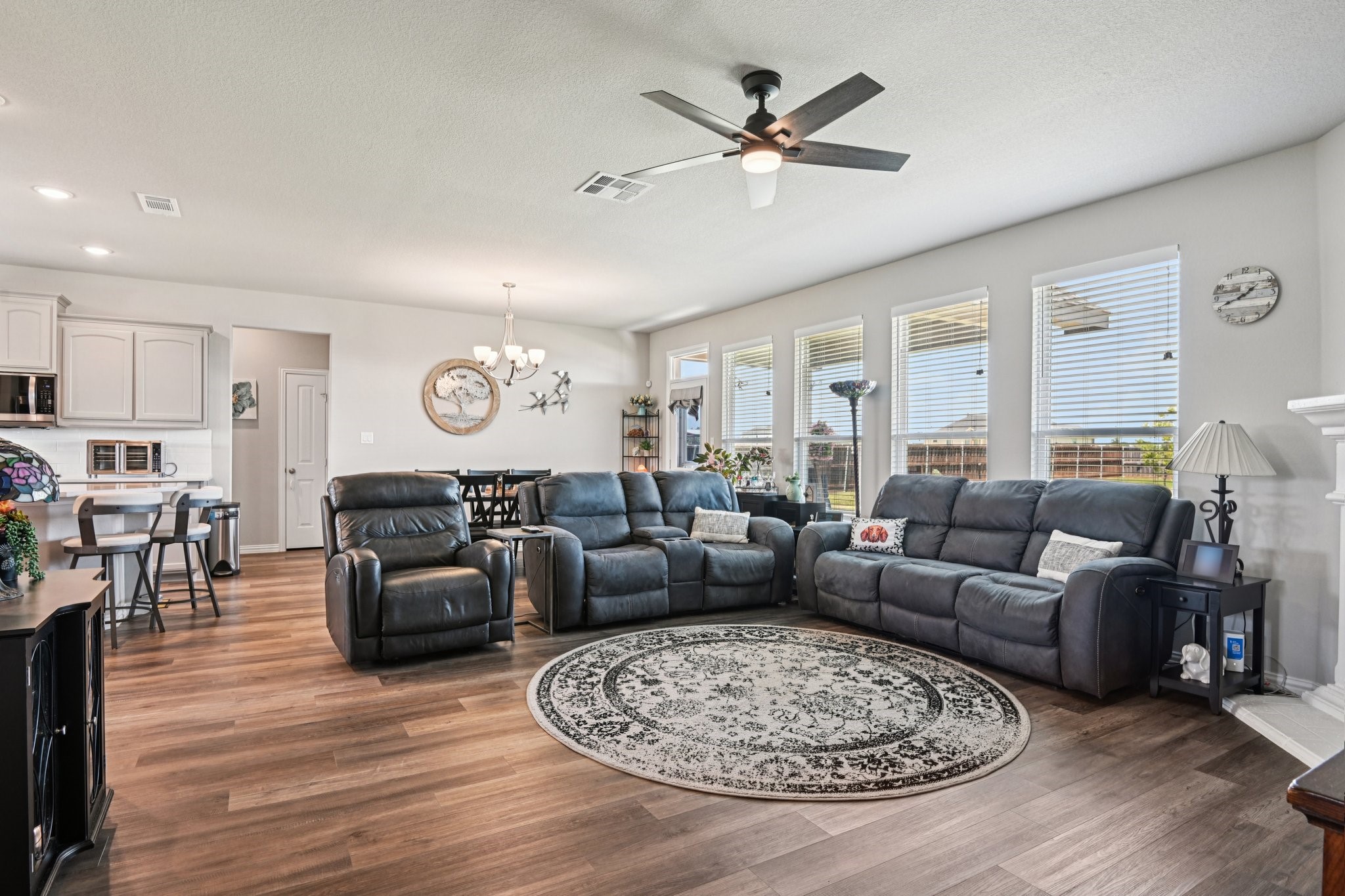 2505 Southern Oak Trail Oak Ridge TX 75161