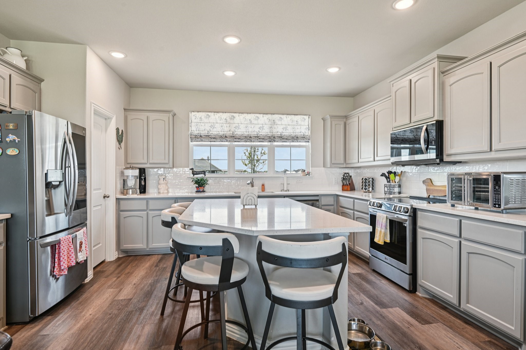 2505 Southern Oak Trail Oak Ridge TX 75161