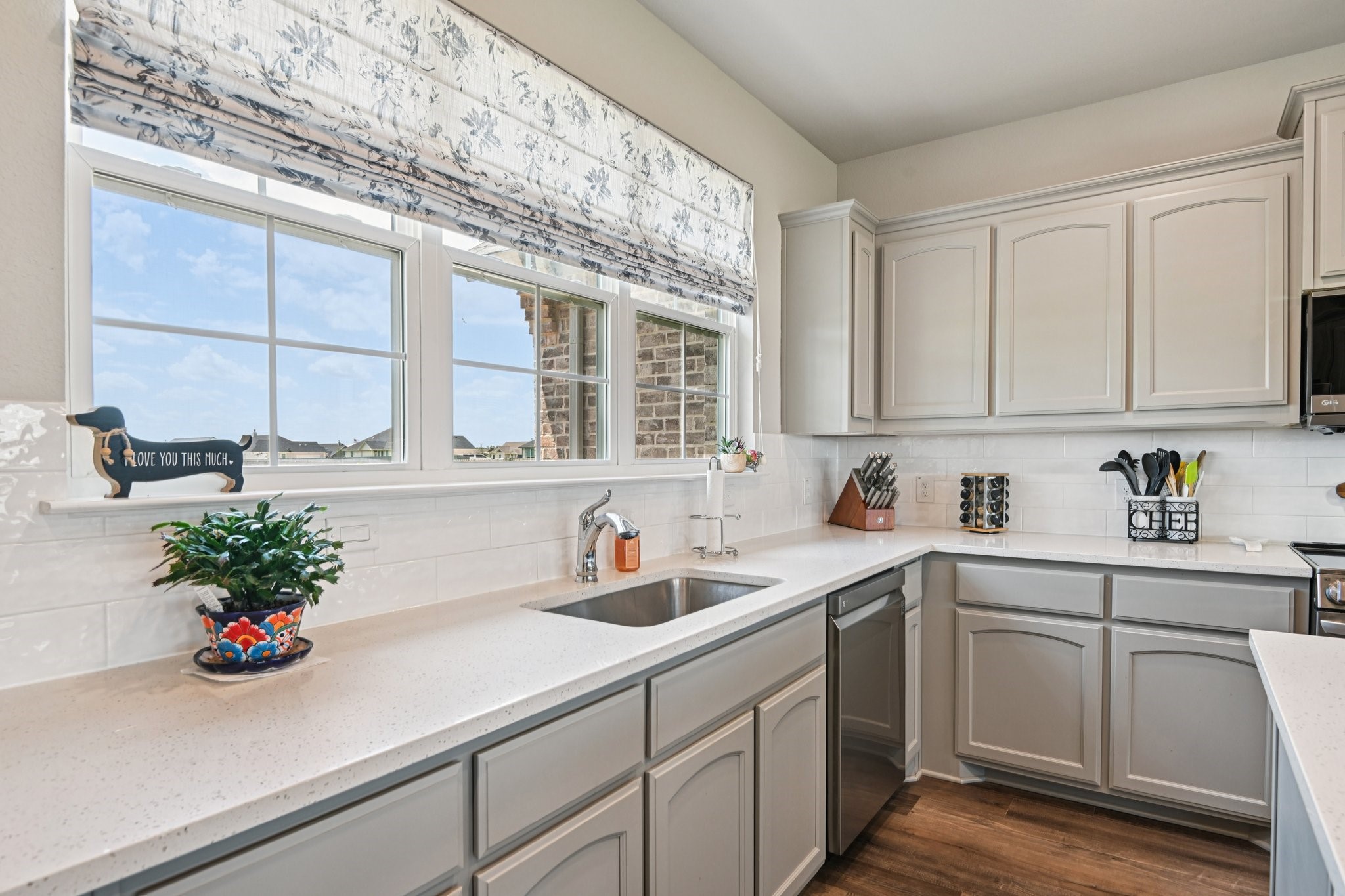 2505 Southern Oak Trail Oak Ridge TX 75161