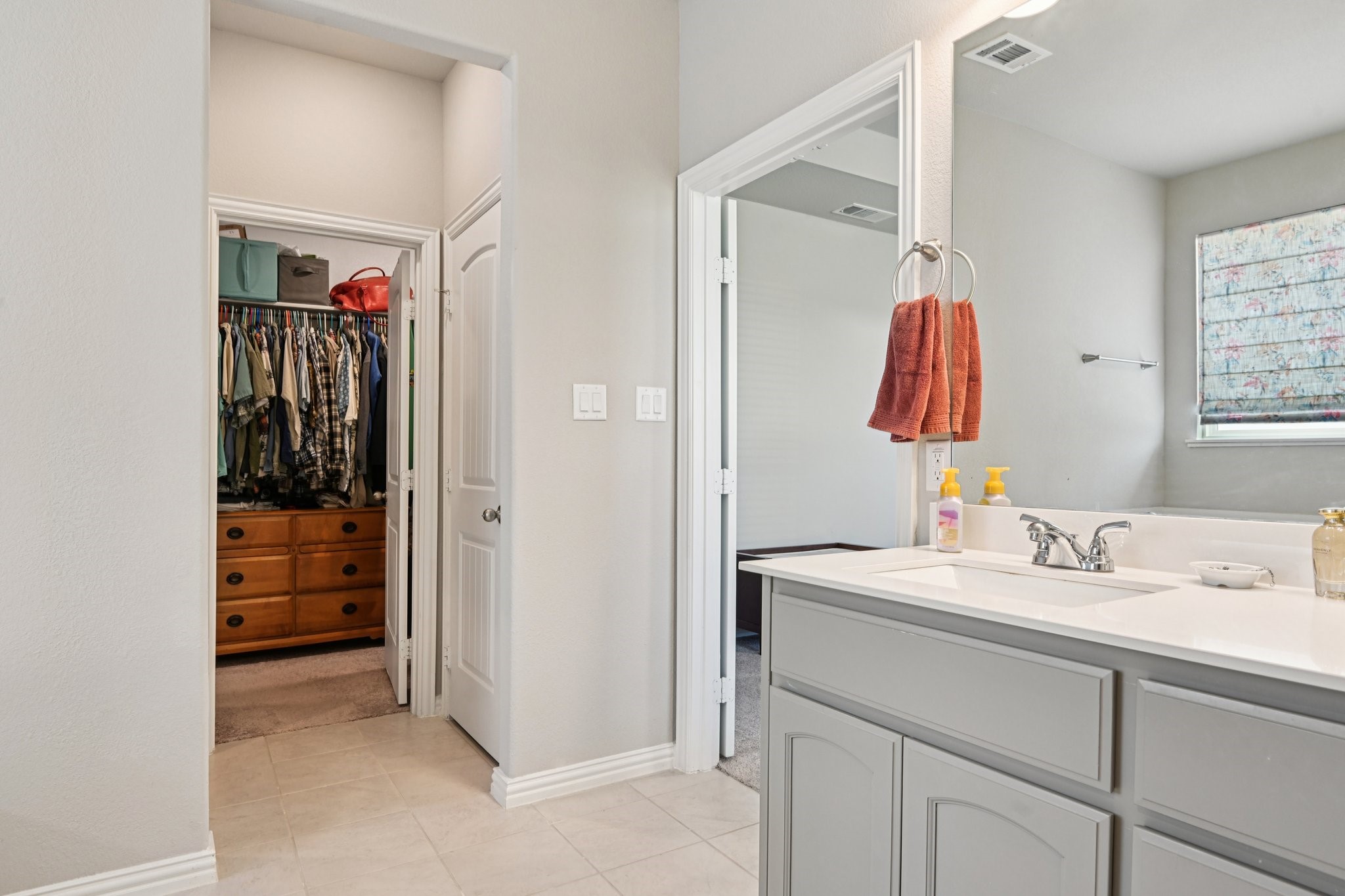 2505 Southern Oak Trail Oak Ridge TX 75161