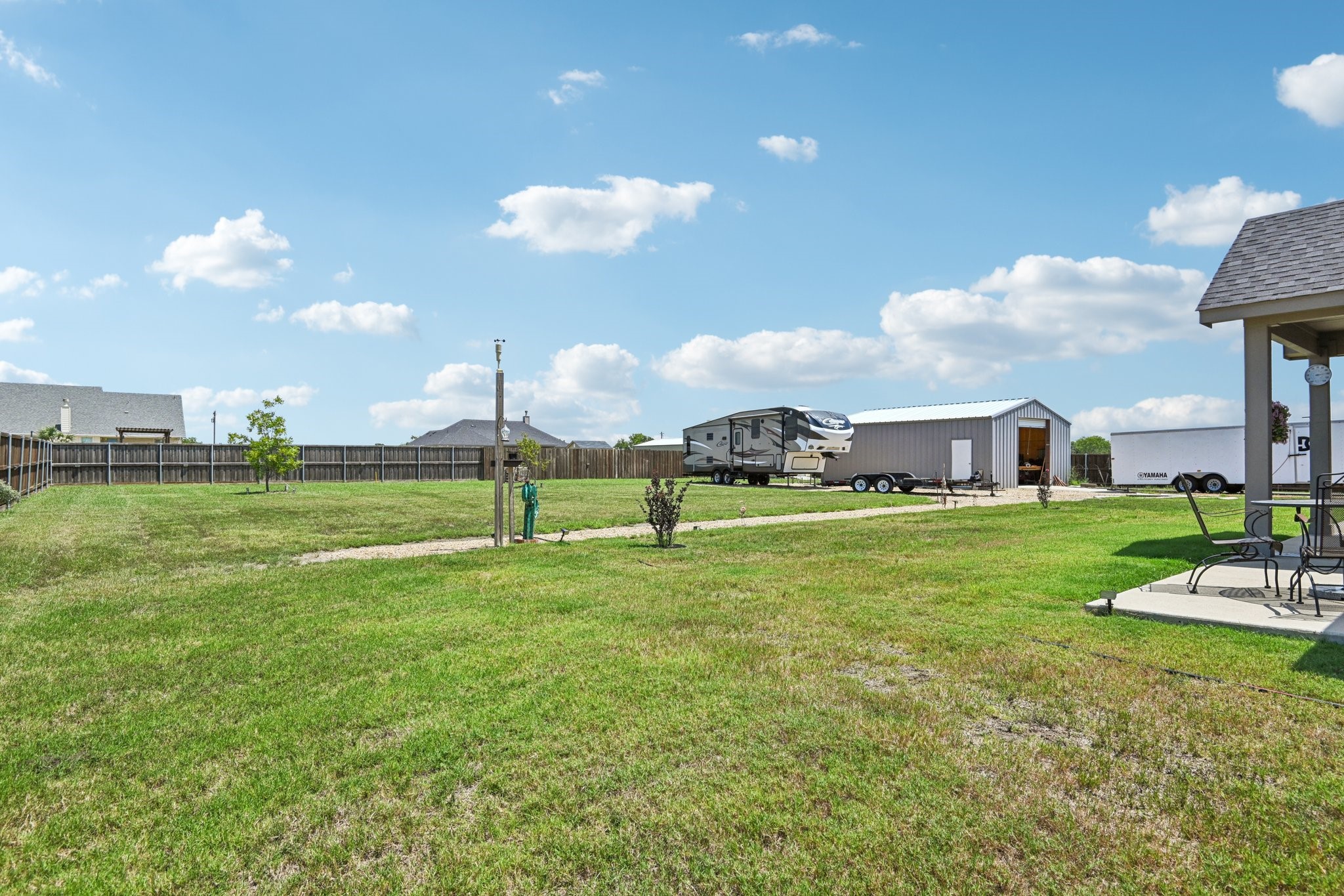 2505 Southern Oak Trail Oak Ridge TX 75161