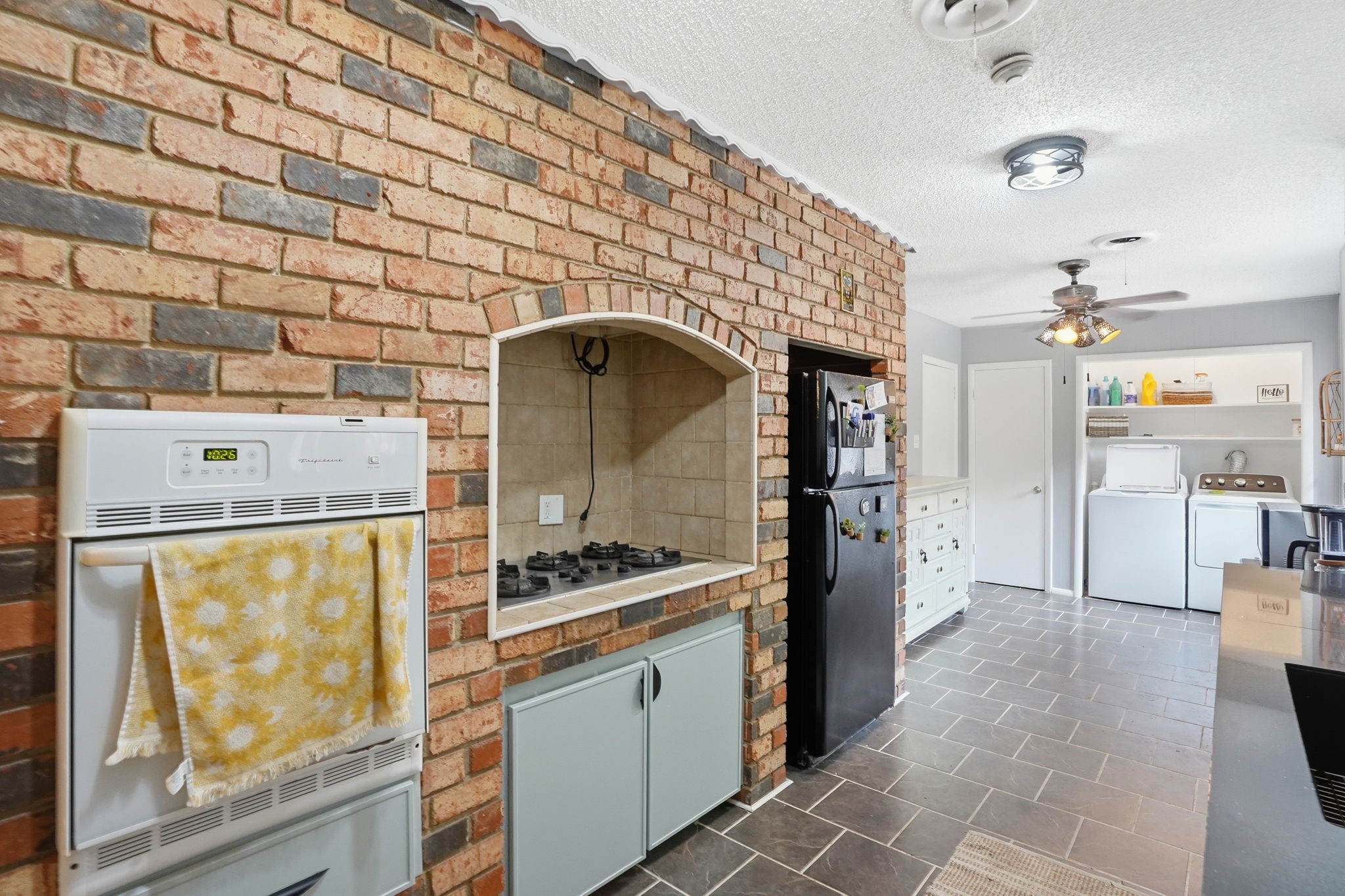 6801 Yolanda Drive Fort Worth TX 76112