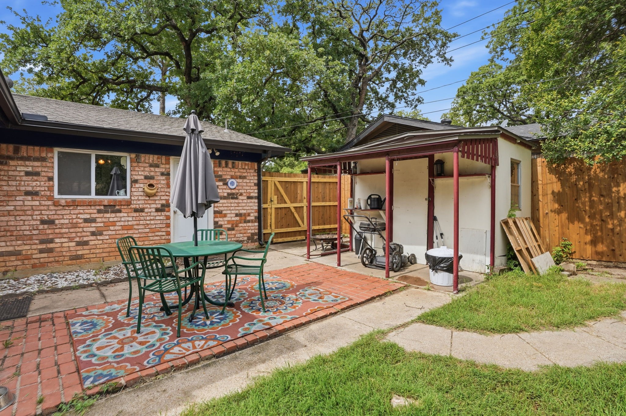6801 Yolanda Drive Fort Worth TX 76112