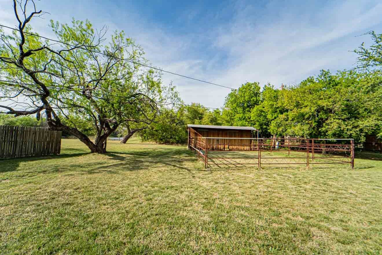 4 Chaparral Lane Breckenridge TX 76424