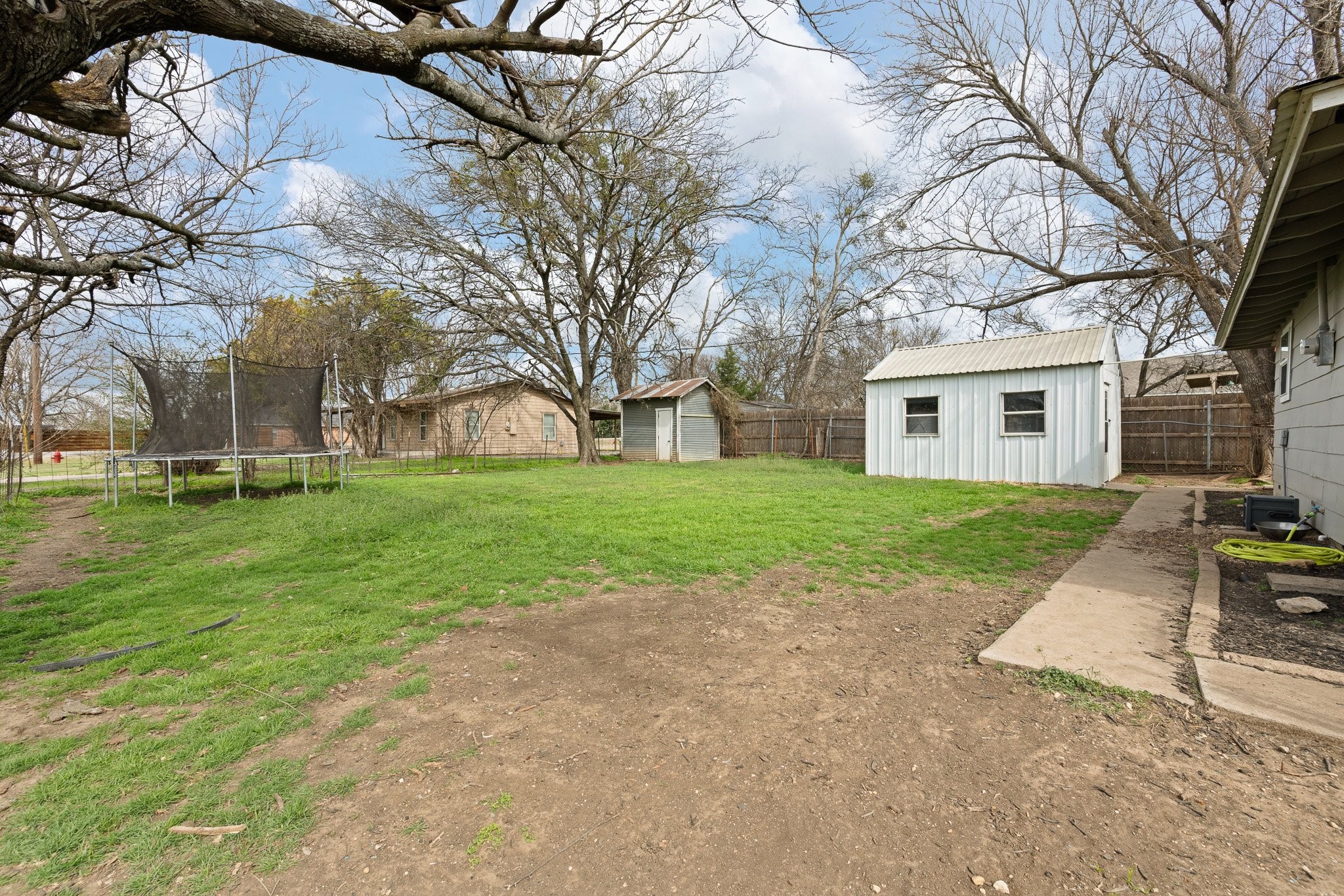 412 W Godley Avenue Godley TX 76044