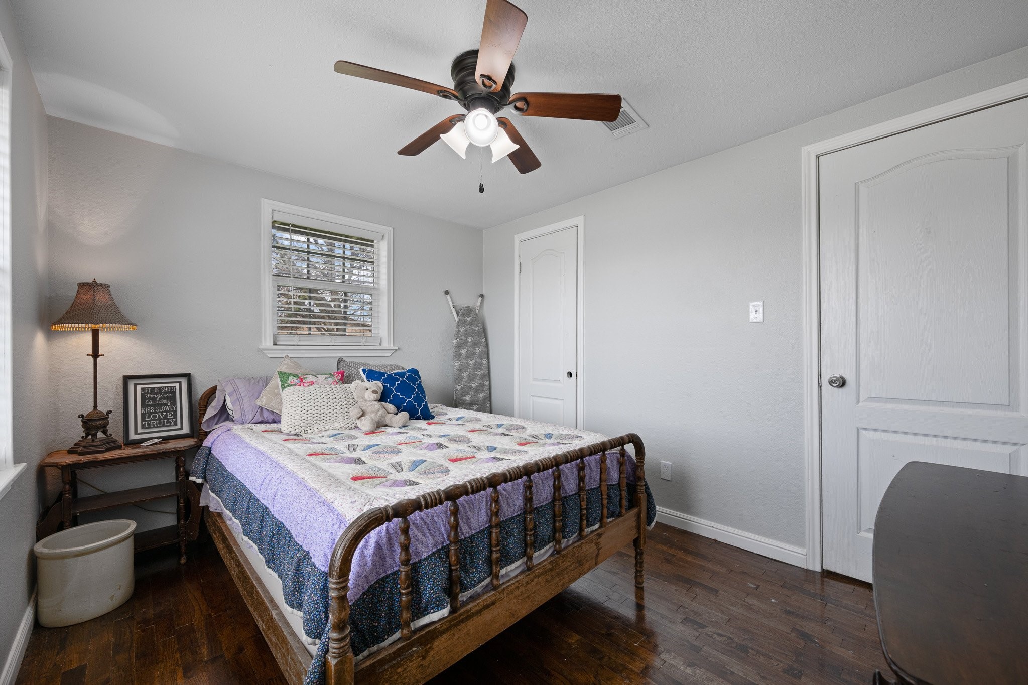 412 W Godley Avenue Godley TX 76044