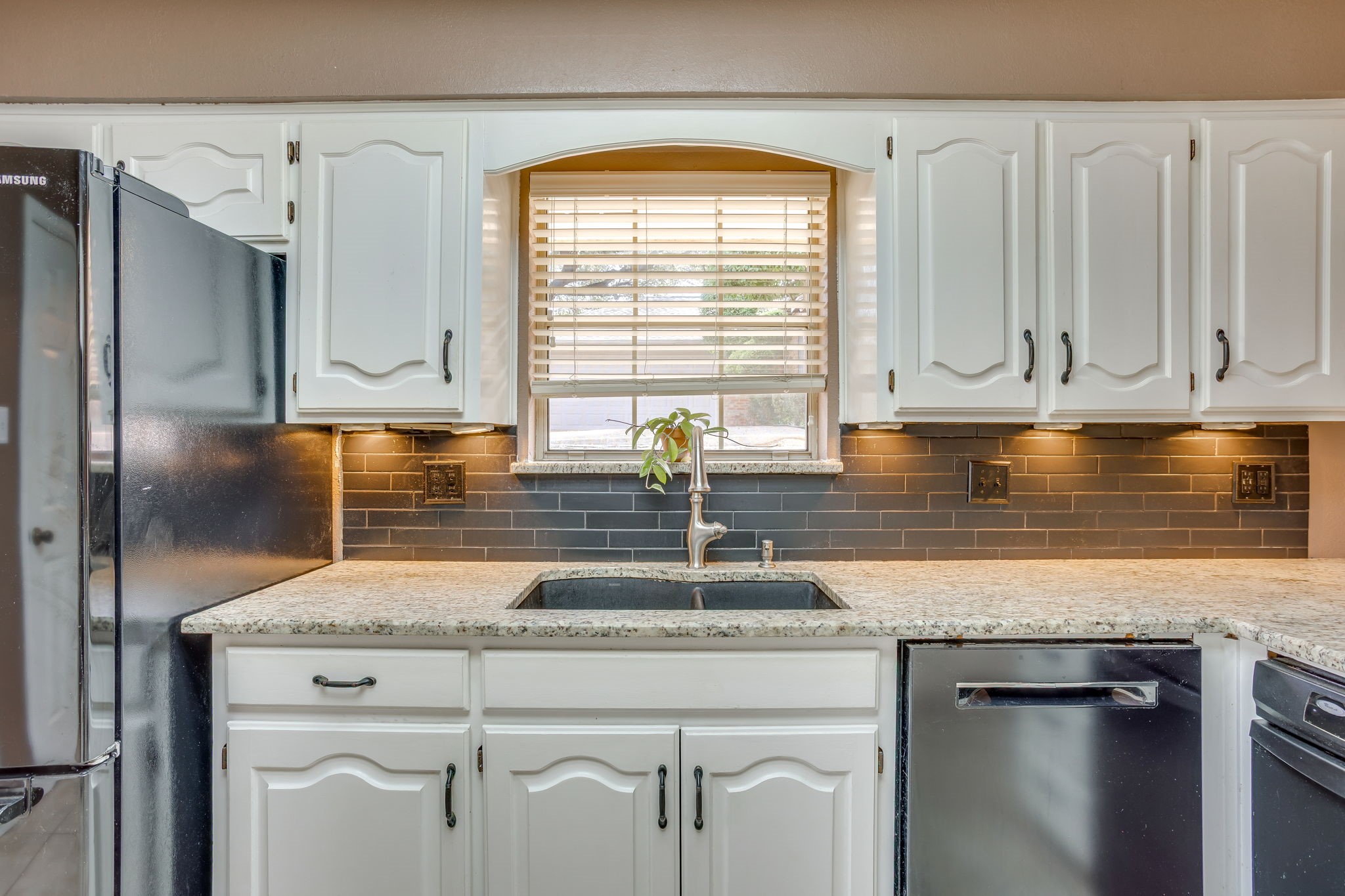 1021 Old Mill Circle Irving TX 75061