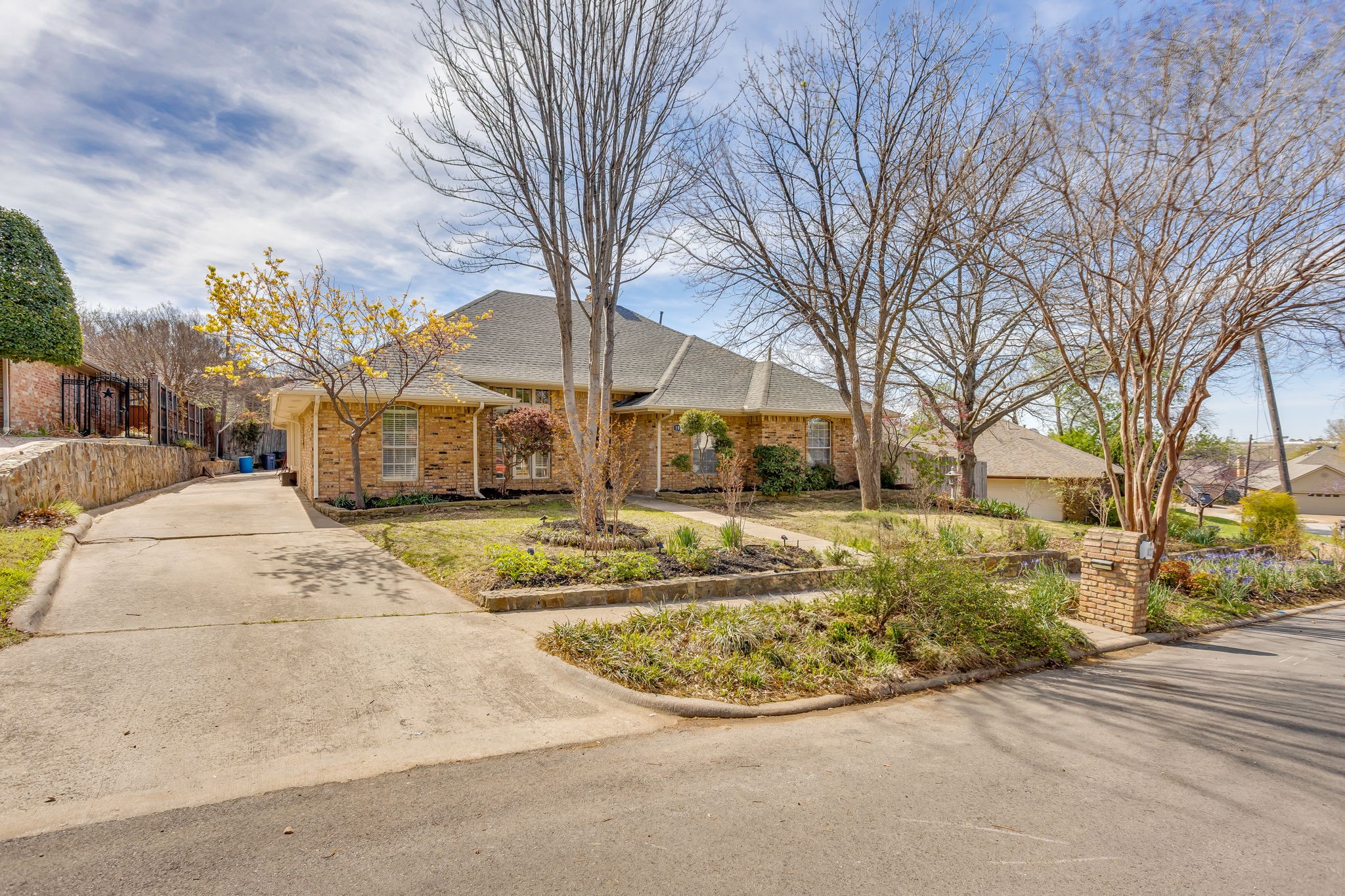 1021 Old Mill Circle Irving TX 75061