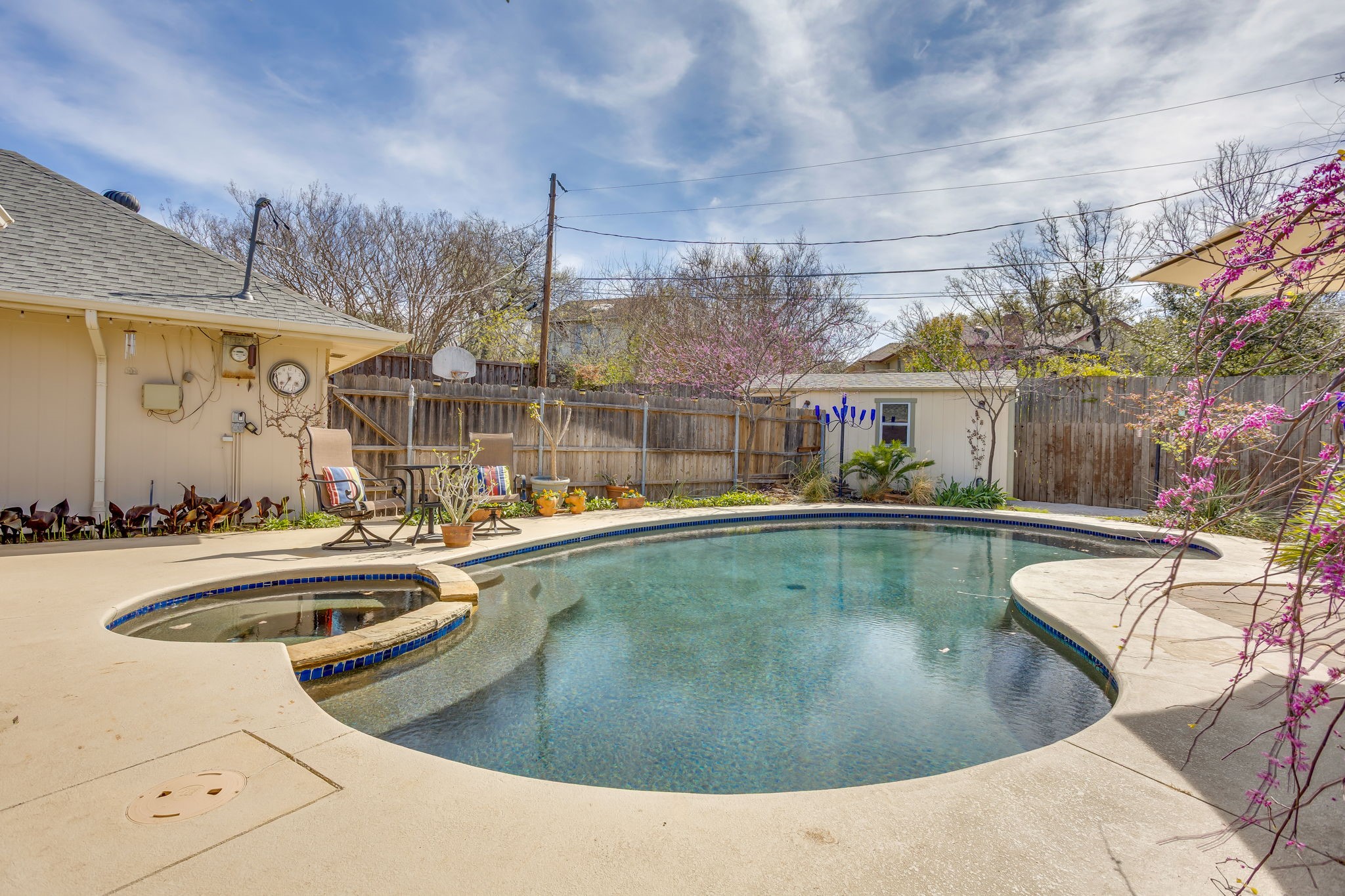 1021 Old Mill Circle Irving TX 75061