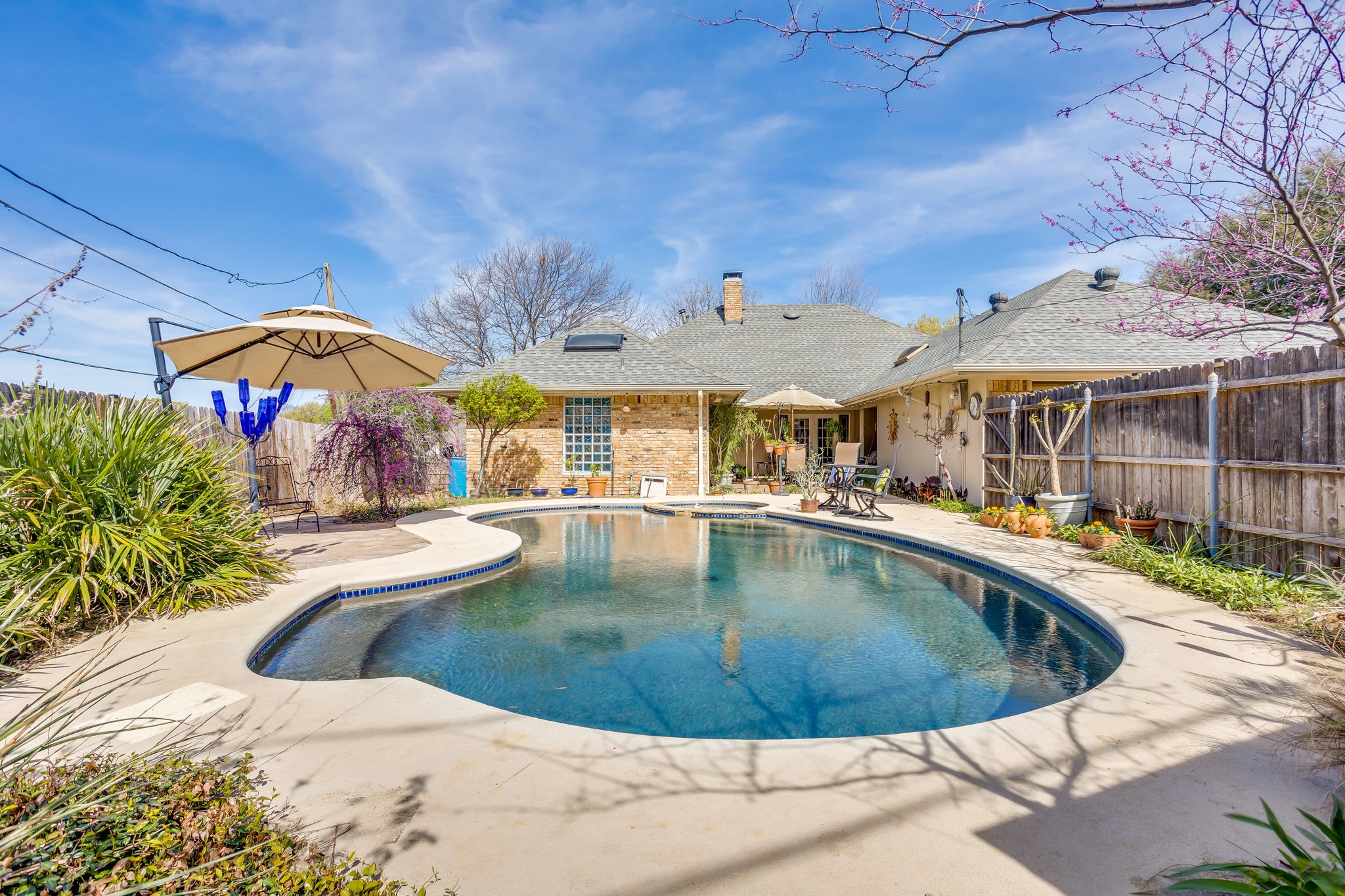 1021 Old Mill Circle Irving TX 75061