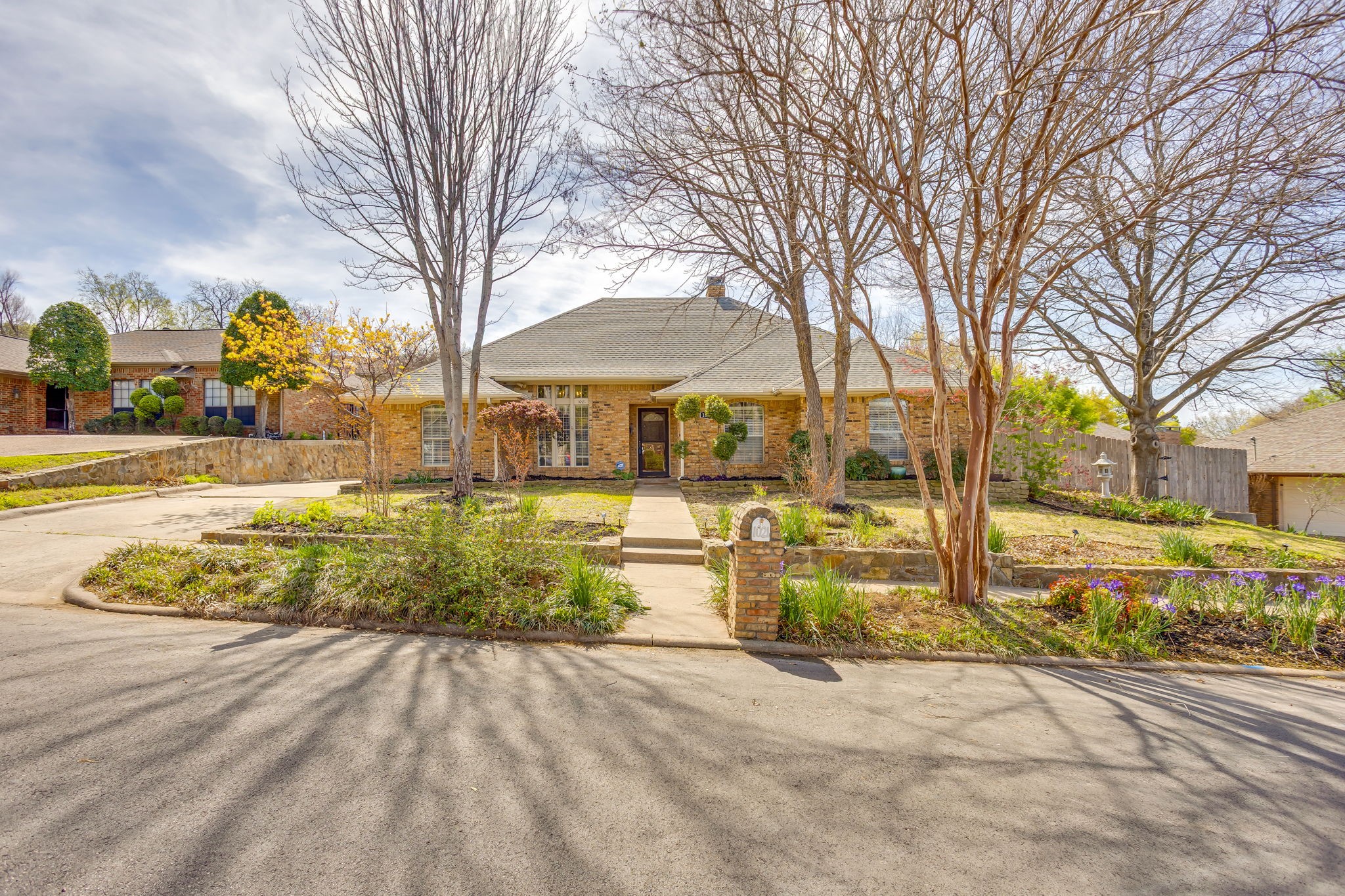 1021 Old Mill Circle Irving TX 75061